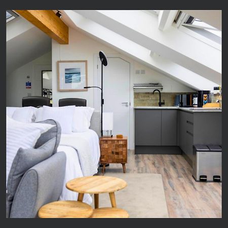 Uno St Ives - Luxury Serviced Accommodation المظهر الخارجي الصورة